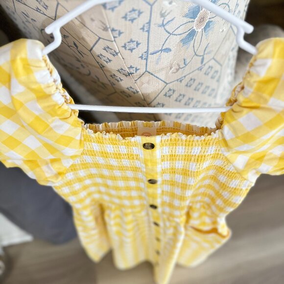 Yellow & White Checkered Girls Dress, GREAT for Spring OR Summer! - Picture 4 of 7